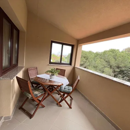 Quiet Apartment-free Parking Apartment Rovinj